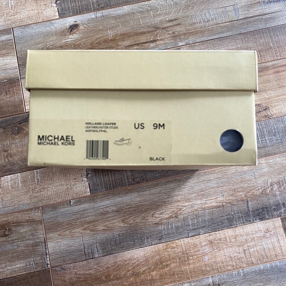 ❌SOLD❌ Michael Kors black leather studded loafers - Picture 6 of 6